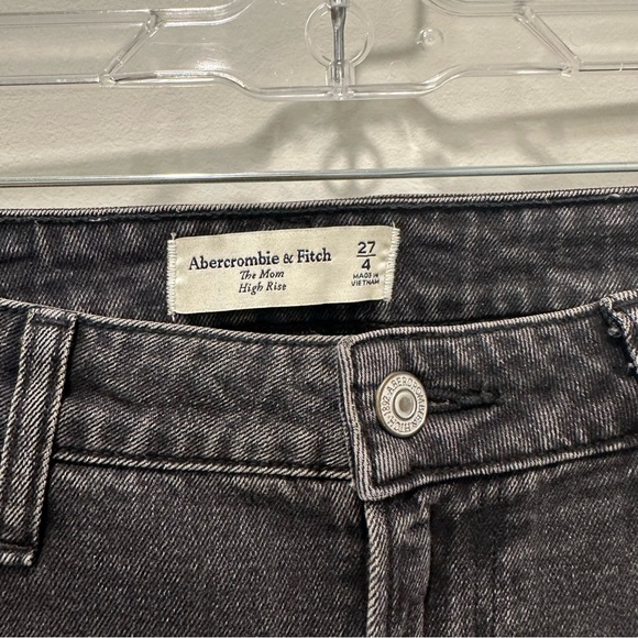 Abercrombie and Fitch The Mom High Rise Black Womens Size 27 Dark Straight Leg - Picture 9 of 16